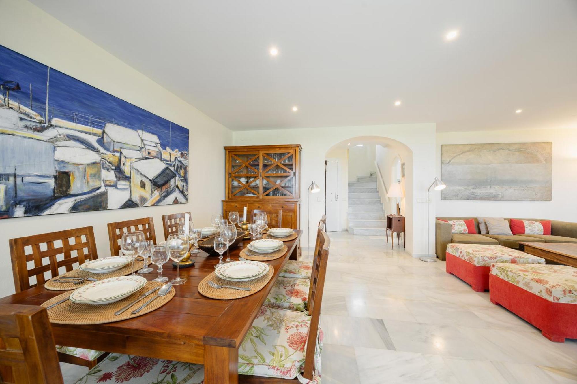 2 Storey Townhouse With Large Terrace Garden, Bbq And Close To The Beach, In Elviria,